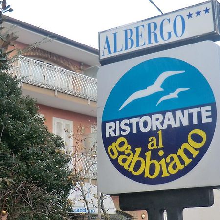 Hotel Ristorante Al Gabbiano Ponte di Piave Exterior foto